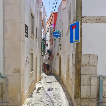 New! Lovely Duplex In The Heart Of Alfama *
