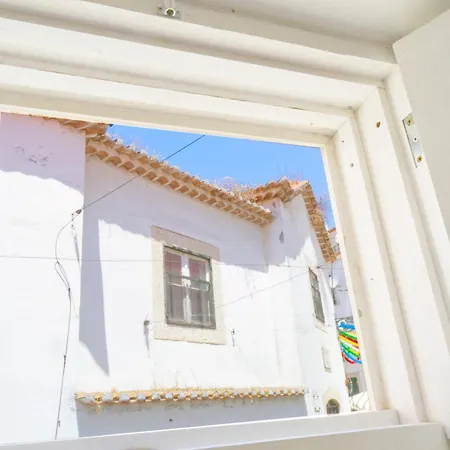 New! Lovely Duplex In The Heart Of Alfama Appartement Lissabon