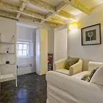 New! Lovely Duplex In The Heart Of Alfama Διαμέρισμα