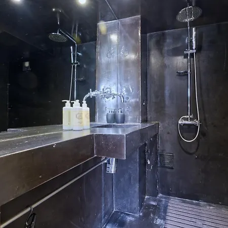 New! Lovely Duplex In The Heart Of Alfama 리스본