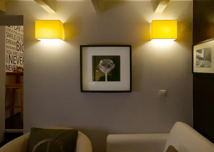 شقة New! Lovely Duplex In The Heart Of Alfama