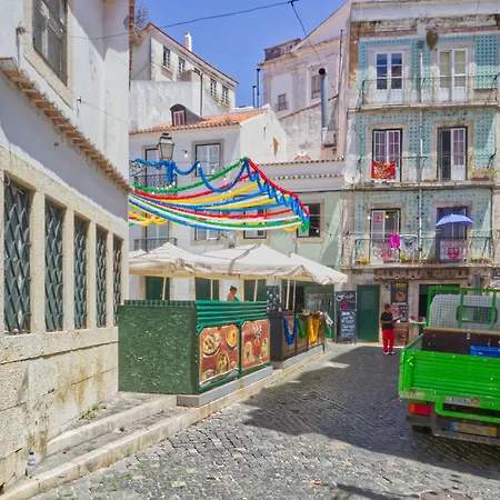 דירה New! Lovely Duplex In The Heart Of Alfama