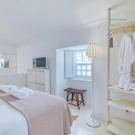 New! Lovely Duplex In The Heart Of Alfama * Lisboa