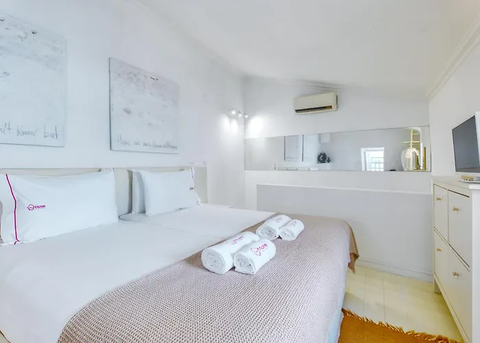 New! Lovely Duplex In The Heart Of Alfama